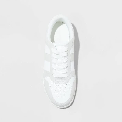 Women's Nikita Fashion Sneakers - Universal Thread™ White 4 Women's Nikita Fashion Sneakers - Universal Thread™ White - Image 2
