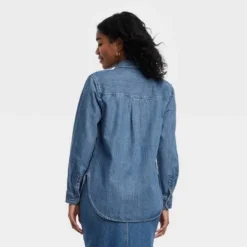 Women's Relaxed Denim Button-Down Shirt - Universal Thread™ Medium Wash