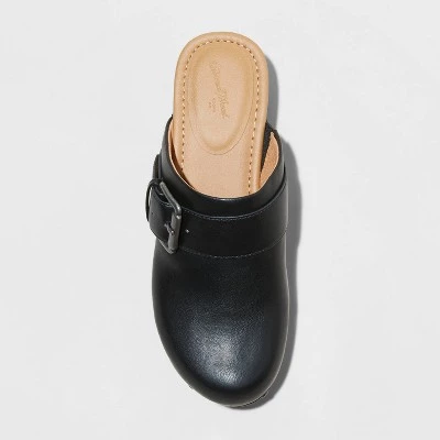 Women's Faye Clog Heels - Universal Thread™ Black 4 Women's Faye Clog Heels - Universal Thread™ Black - Image 2
