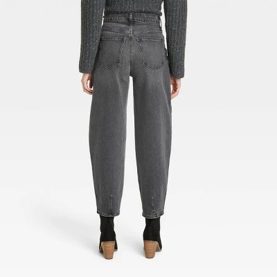 Women's Super-High Rise Tapered Balloon Jeans - Universal Thread™ Black Wash 3 Women's Super-High Rise Tapered Balloon Jeans - Universal Thread™ Black Wash