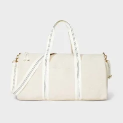 Duffel Weekender Bag - Universal Thread™ Green 19 Duffel Weekender Bag - Universal Thread™ Green -Deals The Aurielle Store GUEST 782bbcd6 f2c2 4ded b4f3 7f7646f5ad69