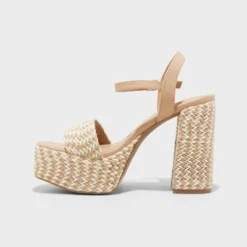 Women's India Platform Heels - Universal Thread™ Black