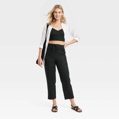 Women's High-Rise Pull-On Tapered Pants - Universal Thread™ Black 4 Women's High-Rise Pull-On Tapered Pants - Universal Thread™ Black - Image 2