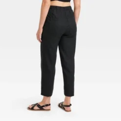 Women's High-Rise Pull-On Tapered Pants - Universal Thread™ Black